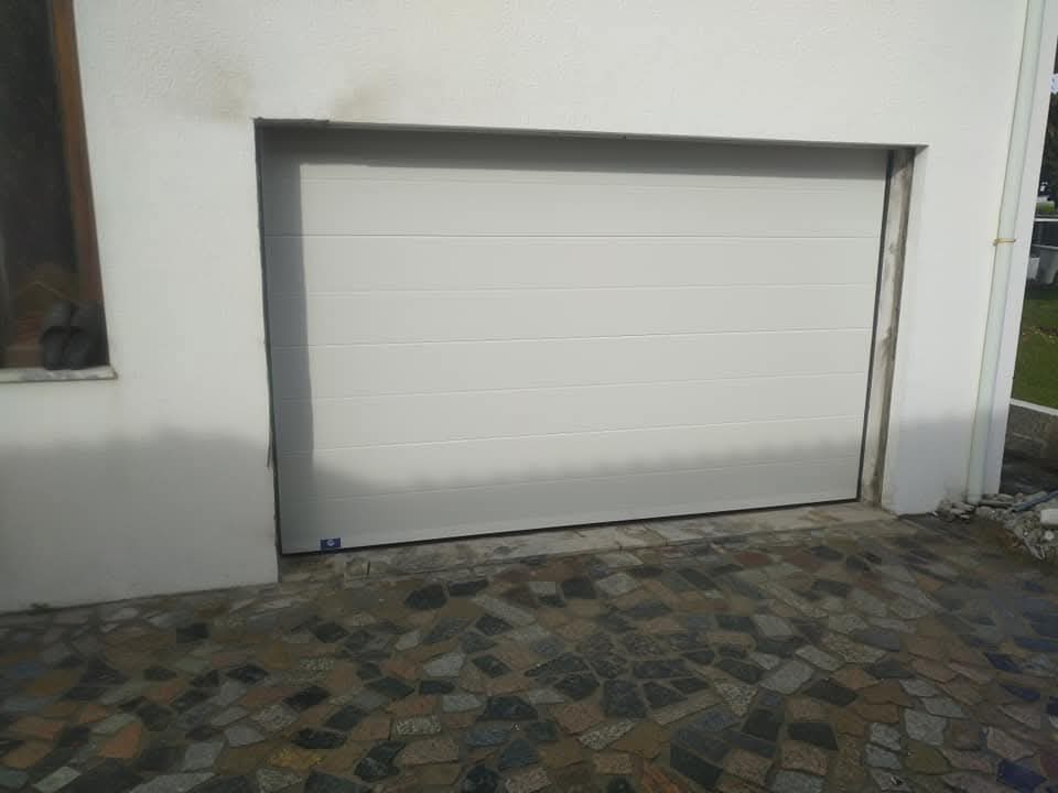 PORTÃO SECCIONADO PAINEL 2D
